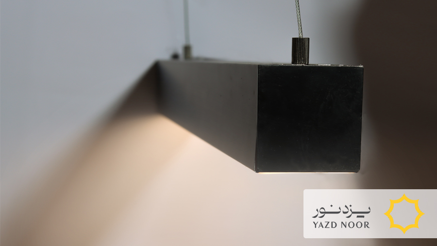 چراغ خطی برای نورپردازی سقف مینیمال